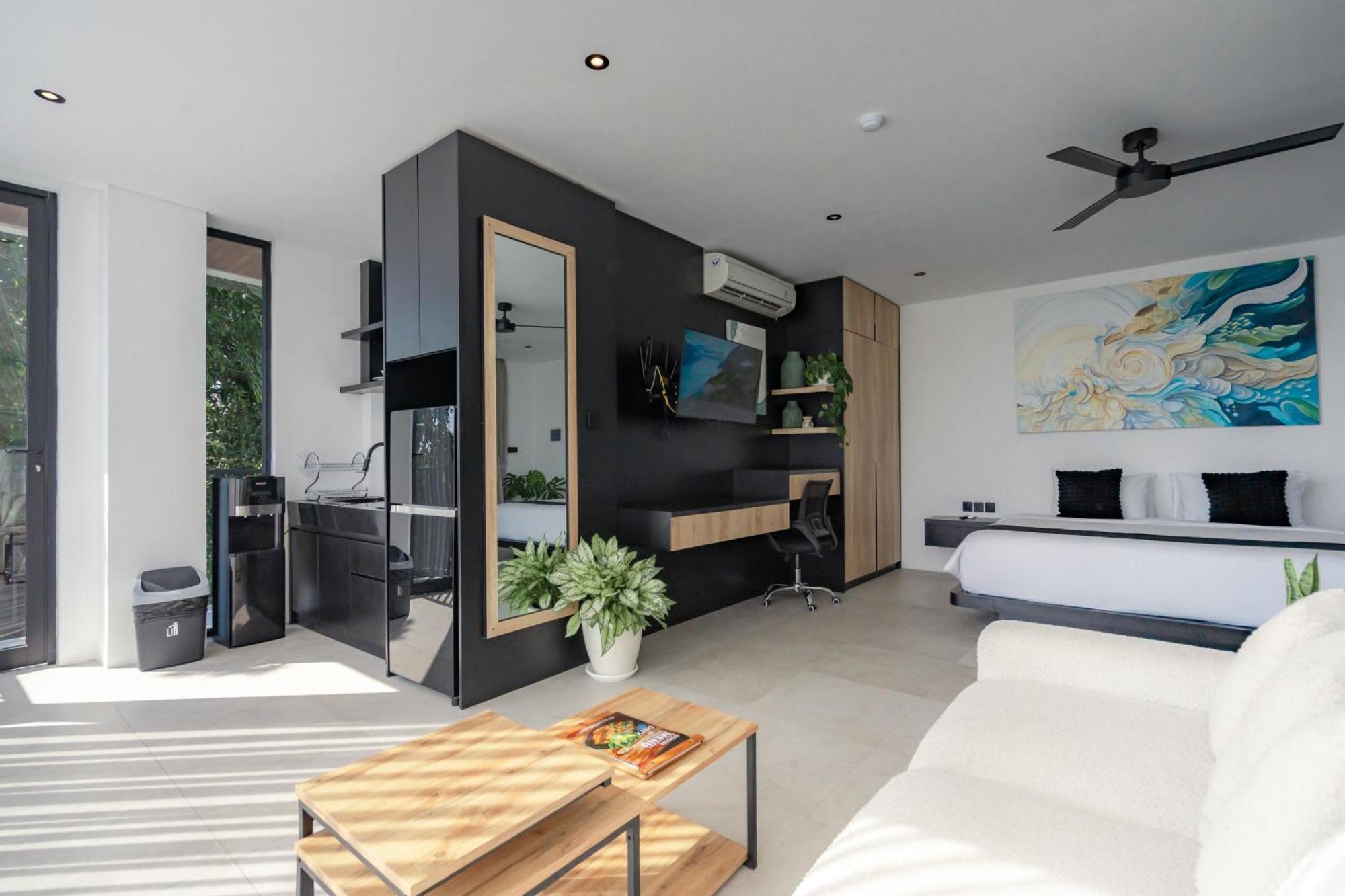 Onyx Beach Hotel Canggu Buitenkant foto